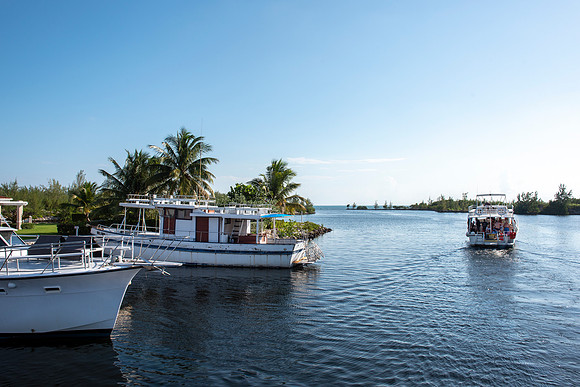 Grand Cayman Island boat tour
