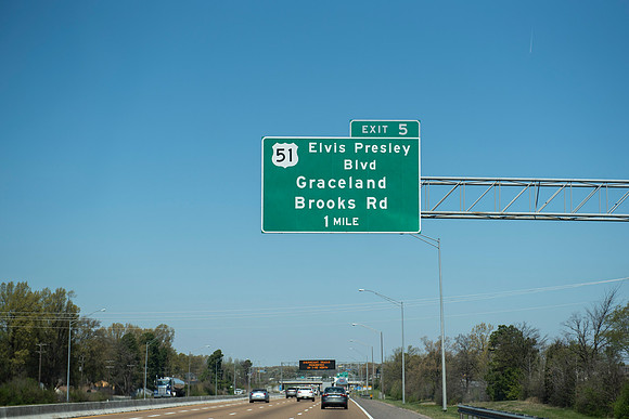 Memphis Elvis sign
