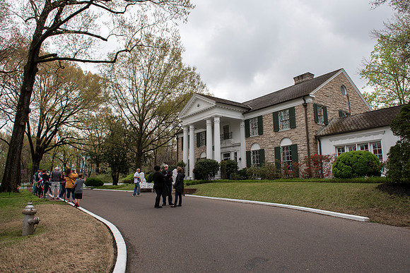 Memphis Graceland house 2