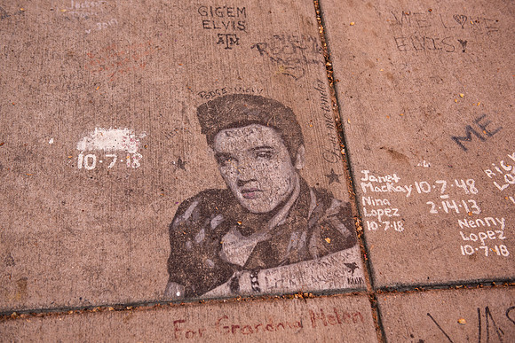Memphis Graceland sidewalk