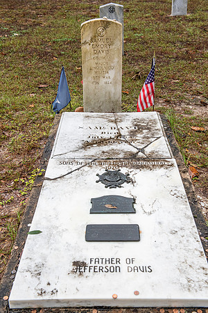 biloxi beauvoir confederate cemetery davis dad