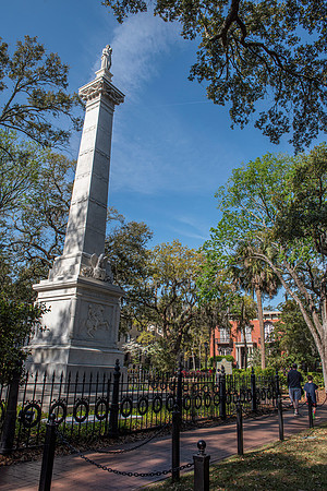 Savannah Pulaski statue